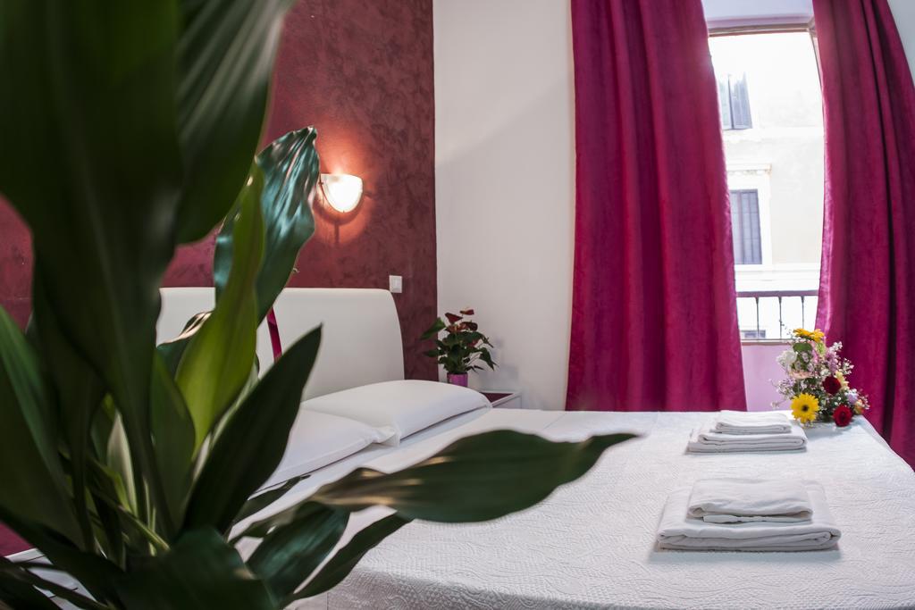 Gio' Suites Rzym Pokój zdjęcie